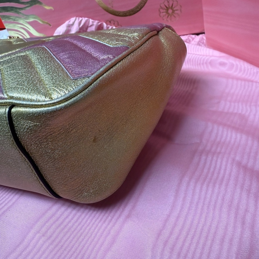 Gucci Pink and Gold Chevron Quilted Shoulder Bag - Picture 5 of 16